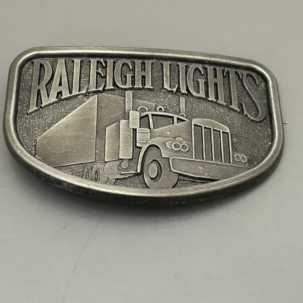 Raleigh Lights Cigarette Advertising Trucker Semi Driver Big Rig Belt Buckle